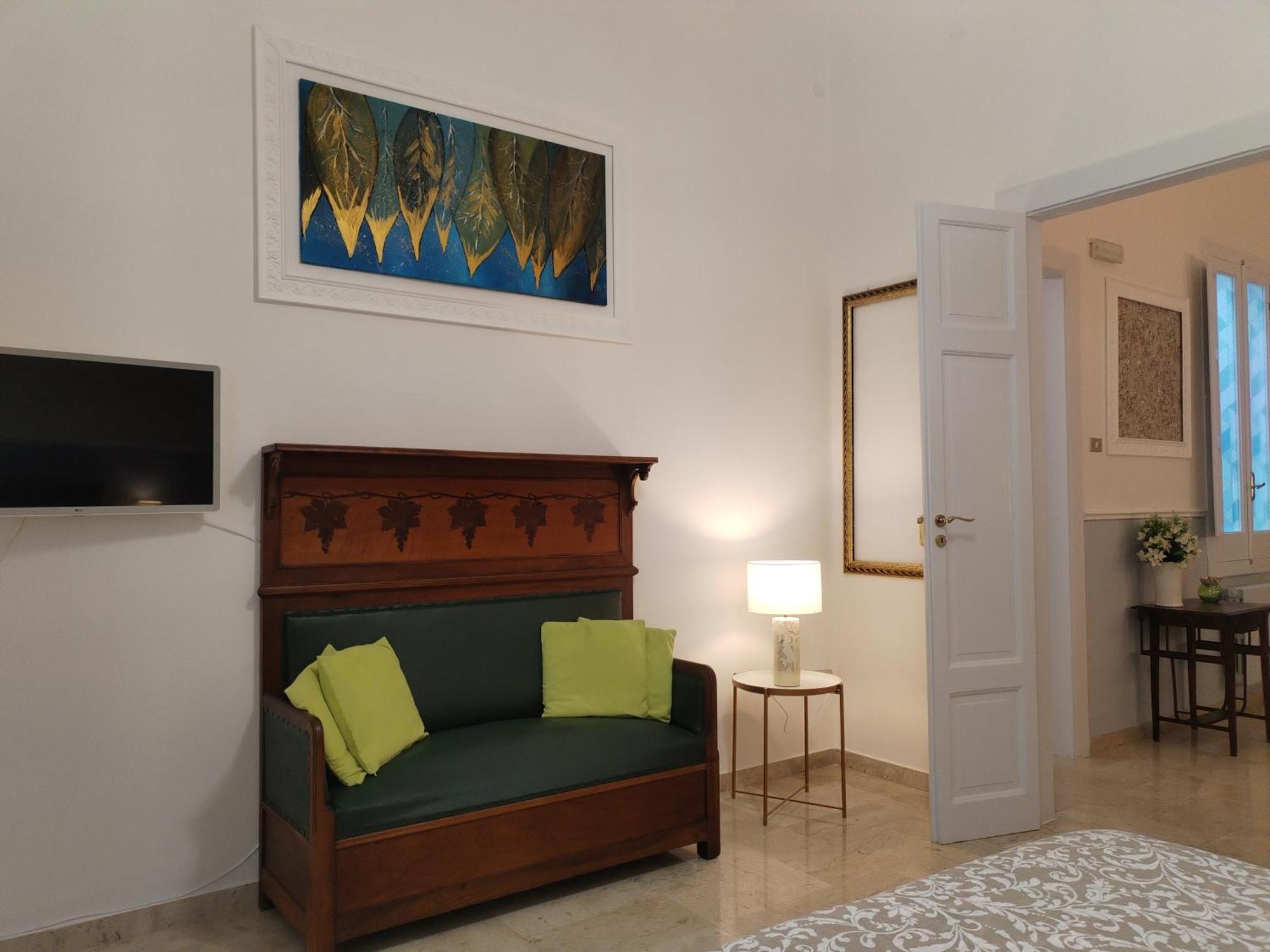 Liberty House Appartement Bari Buitenkant foto