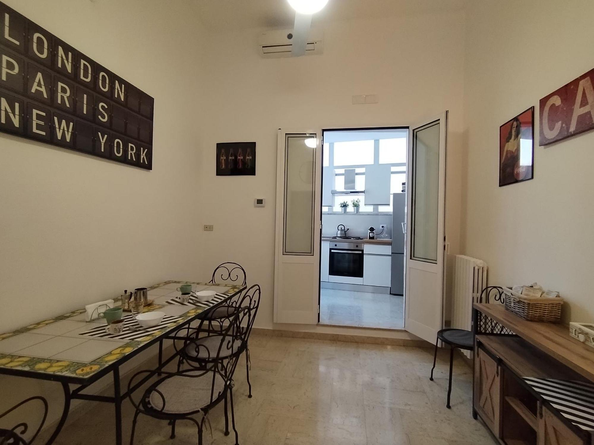 Liberty House Appartement Bari Buitenkant foto